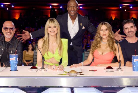 Howie, Heidi, Terry, Sofia, and Simon pose together during a taping of AGT: Season 18 (Photo property of NBC)